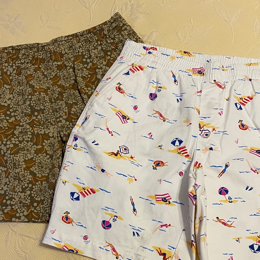 Lands' End Tan and Brown Patterned Shorts, beach vibe shorts